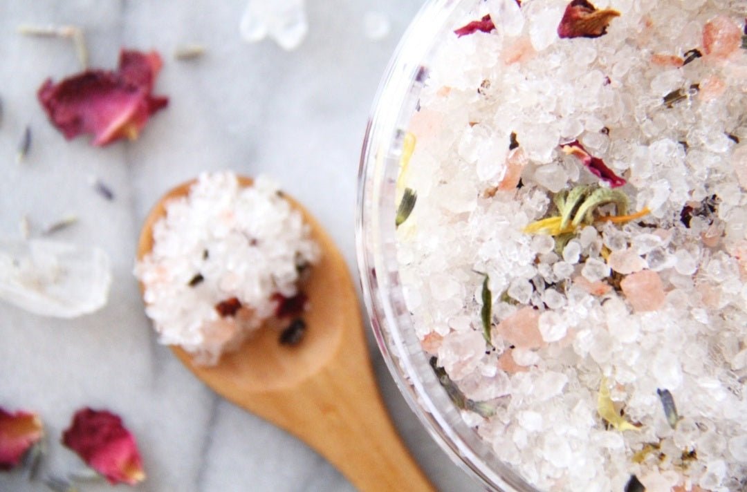 Premium Mineral and Botanical Detox Bath Salts formulated to assist toxin removal - Healthi Choice